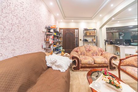 Casa à venda com 300m², 3 quartos e 2 vagas Casa à venda com 300m², 3 quartos e 2 vagasSala