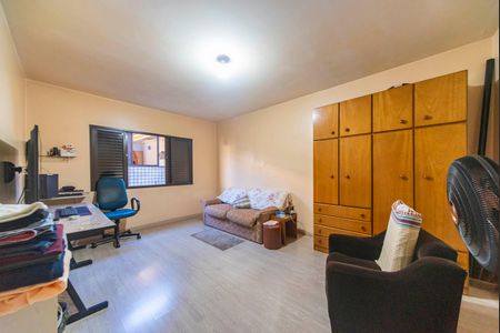 Quarto 2 de casa à venda com 3 quartos, 300m² em Cidade São Jorge, Santo André