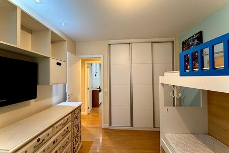 Apartamento para alugar com 95m², 2 quartos e sem vaga