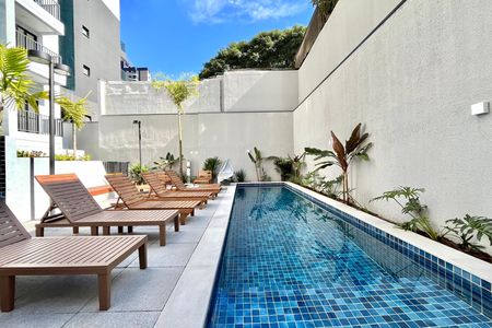 Studio para alugar com 20m², 1 quarto e sem vaga Studio para alugar com 20m², 1 quarto e sem vagaÁrea comum - Piscina