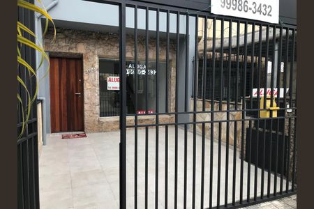 Fachada de casa para alugar com 3 quartos, 100m² em Planalto Paulista, São Paulo