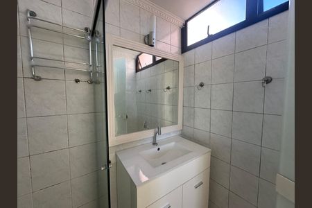 Banheiro da Suíte de apartamento para alugar com 2 quartos, 80m² em Tamboré, Barueri