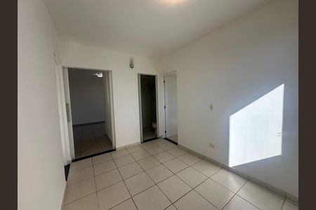 Apartamento para alugar com 80m², 2 quartos e 2 vagas Apartamento para alugar com 80m², 2 quartos e 2 vagasQuarto 2