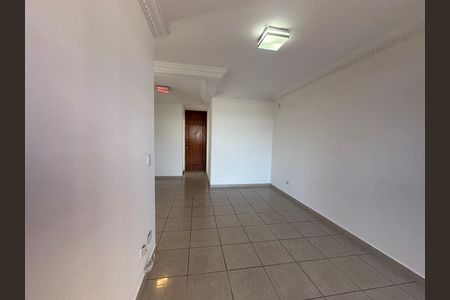 Sala de apartamento para alugar com 2 quartos, 80m² em Tamboré, Barueri