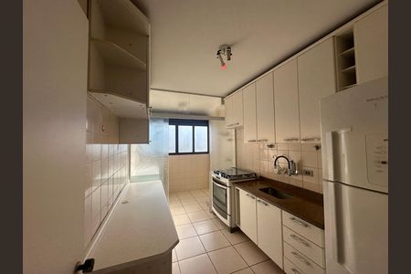 Apartamento para alugar com 80m², 2 quartos e 2 vagas Apartamento para alugar com 80m², 2 quartos e 2 vagasCozinha