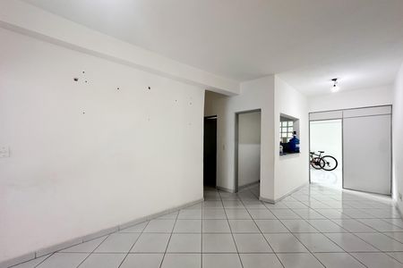 Casa à venda com 326m², 3 quartos e 4 vagas Casa à venda com 326m², 3 quartos e 4 vagasCozinha - Casa 1