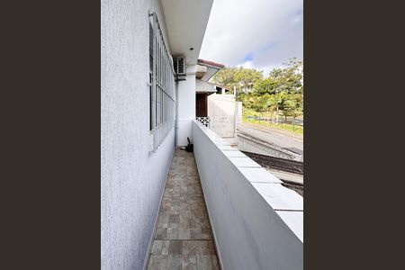 Casa à venda com 326m², 3 quartos e 4 vagas Casa à venda com 326m², 3 quartos e 4 vagasSacada - Casa 1