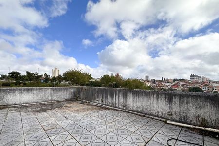 Casa à venda com 326m², 3 quartos e 4 vagas Casa à venda com 326m², 3 quartos e 4 vagasSacada Superior - Casa 2