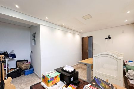Casa à venda com 326m², 3 quartos e 4 vagas Casa à venda com 326m², 3 quartos e 4 vagasSala - Casa 2