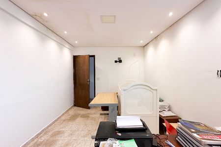Casa à venda com 326m², 3 quartos e 4 vagas Casa à venda com 326m², 3 quartos e 4 vagasSala - Casa 2
