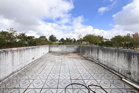 Casa à venda com 326m², 3 quartos e 4 vagas Casa à venda com 326m², 3 quartos e 4 vagasSacada Superior - Casa 2