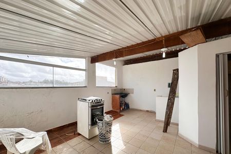 Casa à venda com 326m², 3 quartos e 4 vagas Casa à venda com 326m², 3 quartos e 4 vagasÁrea de Serviço - Casa 2