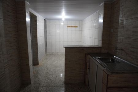 Casa para alugar com 2 quartos, 30m² em Vila Taquari, São Paulo