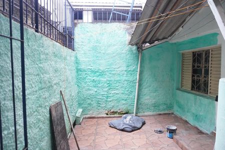 Casa para alugar com 2 quartos, 30m² em Vila Taquari, São Paulo