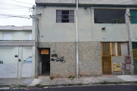 Casa para alugar com 2 quartos, 30m² em Vila Taquari, São Paulo