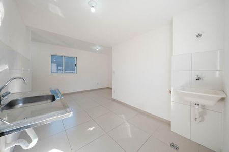 Sala/Cozinha de apartamento para alugar com 1 quarto, 30m² em Tremembé, São Paulo