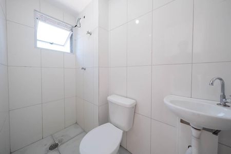 Banheiro de apartamento para alugar com 1 quarto, 30m² em Tremembé, São Paulo