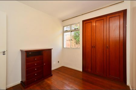 Apartamento para alugar com 119m², 4 quartos e 2 vagas Apartamento para alugar com 119m², 4 quartos e 2 vagasQuarto 2