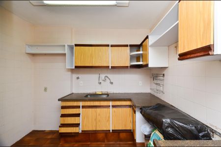 Cozinha de apartamento para alugar com 4 quartos, 119m² em São Lucas, Belo Horizonte