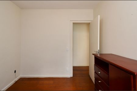 Apartamento para alugar com 119m², 4 quartos e 2 vagas Apartamento para alugar com 119m², 4 quartos e 2 vagasQuarto 2