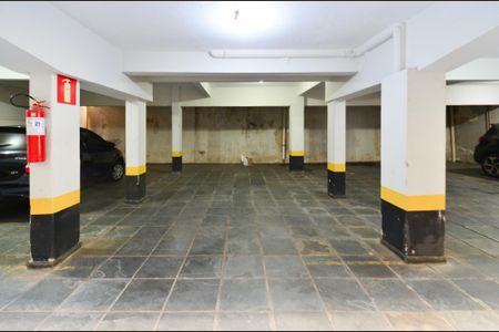 Garagem de apartamento para alugar com 4 quartos, 119m² em São Lucas, Belo Horizonte