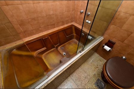 Apartamento para alugar com 119m², 4 quartos e 2 vagas Apartamento para alugar com 119m², 4 quartos e 2 vagasBanheiro Social
