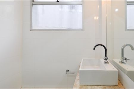 Apartamento para alugar com 119m², 4 quartos e 2 vagas Apartamento para alugar com 119m², 4 quartos e 2 vagasBanheiro Suíte