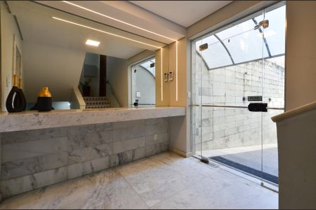 Apartamento para alugar com 119m², 4 quartos e 2 vagas Apartamento para alugar com 119m², 4 quartos e 2 vagasHall de entrada