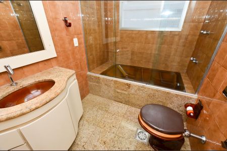 Apartamento para alugar com 119m², 4 quartos e 2 vagas Apartamento para alugar com 119m², 4 quartos e 2 vagasBanheiro Social