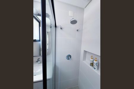 Apartamento para alugar com 67m², 2 quartos e 1 vaga Apartamento para alugar com 67m², 2 quartos e 1 vagaBanheiro da Suíte 1