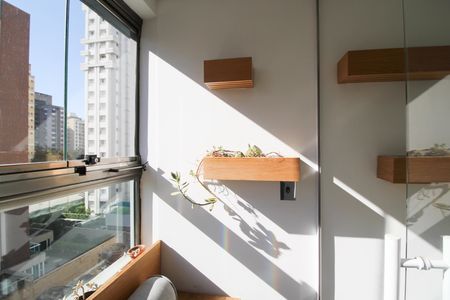Varanda de kitnet/studio à venda com 1 quarto, 70m² em Vila Olímpia, São Paulo