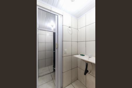 Banheiro de apartamento para alugar com 1 quarto, 34m² em Cidade Tiradentes, São Paulo
