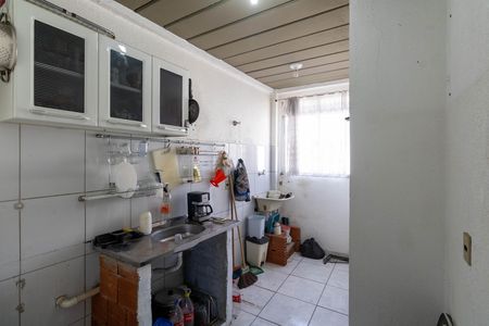 Apartamento para alugar com 44m², 2 quartos e 1 vaga Apartamento para alugar com 44m², 2 quartos e 1 vagaCozinha e Área de Serviço