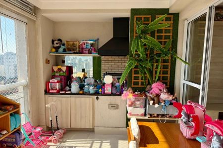 Apartamento à venda com 82m², 2 quartos e 2 vagas Apartamento à venda com 82m², 2 quartos e 2 vagasVaranda