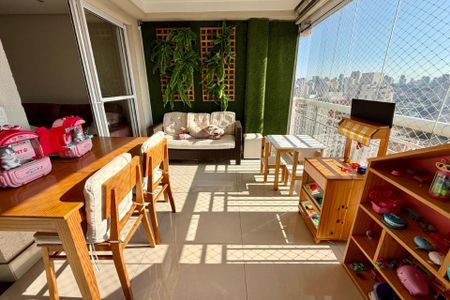 Apartamento à venda com 82m², 2 quartos e 2 vagas Apartamento à venda com 82m², 2 quartos e 2 vagasVaranda