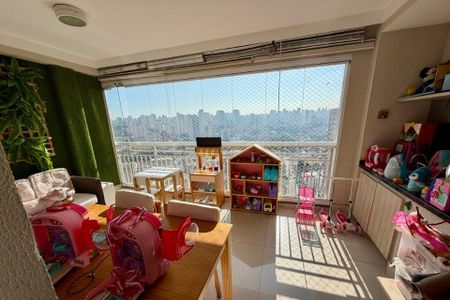 Apartamento à venda com 82m², 2 quartos e 2 vagas Apartamento à venda com 82m², 2 quartos e 2 vagasVaranda