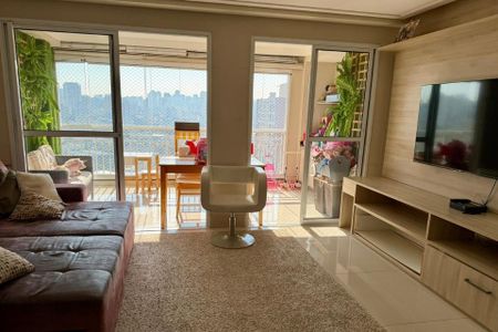 Sala de apartamento à venda com 2 quartos, 82m² em Vila Gumercindo, São Paulo