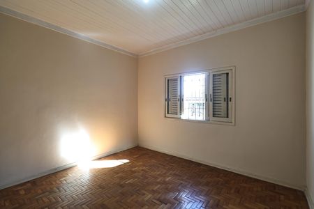 Casa à venda com 156m², 2 quartos e 3 vagas Casa à venda com 156m², 2 quartos e 3 vagasQuarto 1