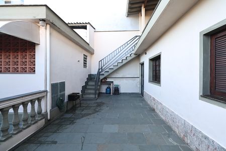 Casa à venda com 156m², 2 quartos e 3 vagas Casa à venda com 156m², 2 quartos e 3 vagasCasa 2