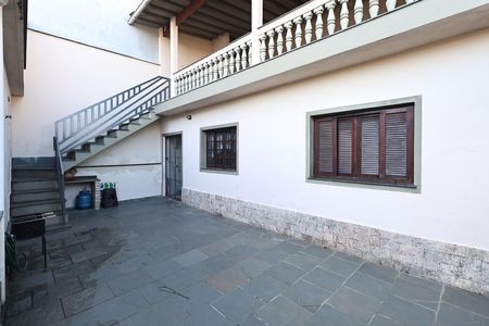Casa à venda com 156m², 2 quartos e 3 vagas Casa à venda com 156m², 2 quartos e 3 vagasCasa 2