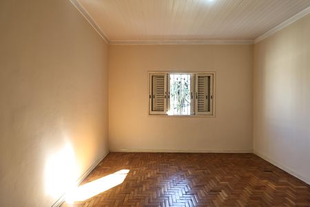 Casa à venda com 156m², 2 quartos e 3 vagas Casa à venda com 156m², 2 quartos e 3 vagasQuarto 1
