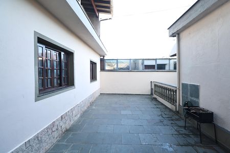 Casa à venda com 156m², 2 quartos e 3 vagas Casa à venda com 156m², 2 quartos e 3 vagasCasa 2