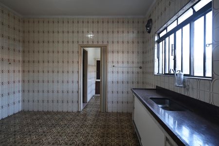 Casa à venda com 156m², 2 quartos e 3 vagas Casa à venda com 156m², 2 quartos e 3 vagasCozinha