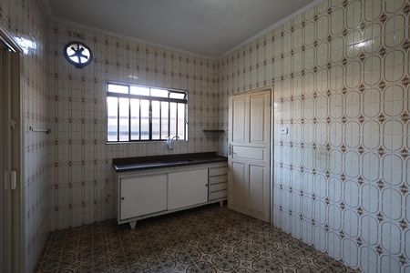 Casa à venda com 156m², 2 quartos e 3 vagas Casa à venda com 156m², 2 quartos e 3 vagasCozinha