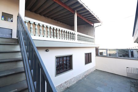 Casa à venda com 156m², 2 quartos e 3 vagas Casa à venda com 156m², 2 quartos e 3 vagasCasa 2