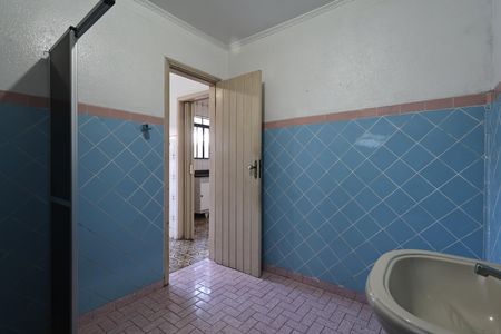 Casa à venda com 156m², 2 quartos e 3 vagas Casa à venda com 156m², 2 quartos e 3 vagasBanheiro