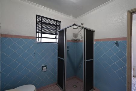 Casa à venda com 156m², 2 quartos e 3 vagas Casa à venda com 156m², 2 quartos e 3 vagasBanheiro