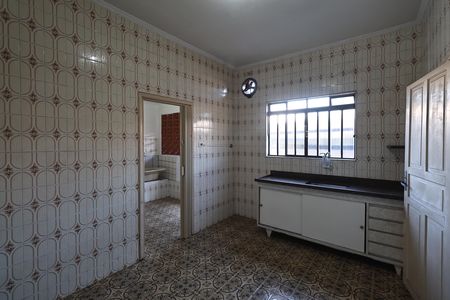 Casa à venda com 156m², 2 quartos e 3 vagas Casa à venda com 156m², 2 quartos e 3 vagasCozinha