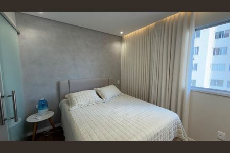 Apartamento para alugar com 68m², 3 quartos e 2 vagas Apartamento para alugar com 68m², 3 quartos e 2 vagasSuíte