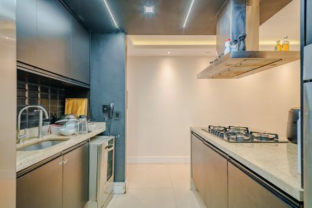 Apartamento à venda com 73m², 3 quartos e 2 vagas Apartamento à venda com 73m², 3 quartos e 2 vagasCozinha